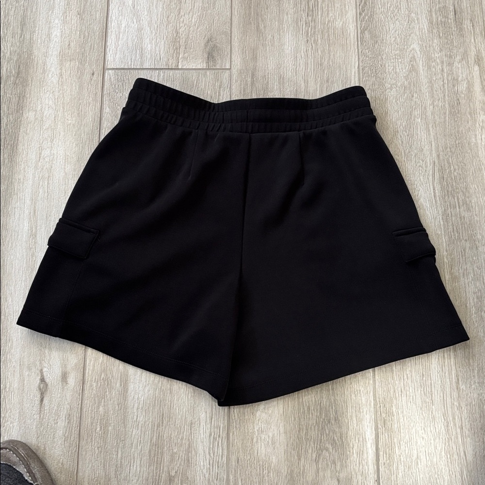 CALIA By Carrie Underwood Black Sandwash Cargo Shorts With Pockets Size Medium - Picture 12 of 12